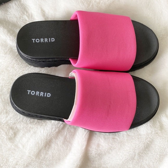 Torrid pink stretch chunky flat form slide sandals size 8 Wide - Picture 3 of 9